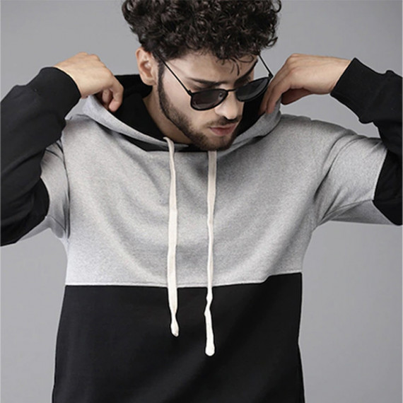 https://fabrora.in/products/men-black-grey-colourblocked-hooded-sweatshirt