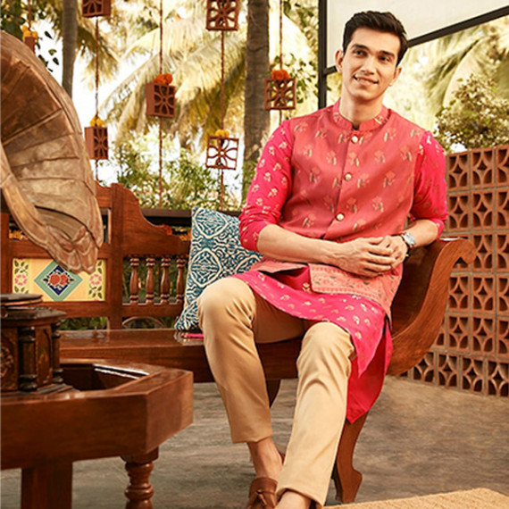 https://fabrora.in/products/men-magenta-pink-golden-floral-printed-thread-work-floral-kurta-2
