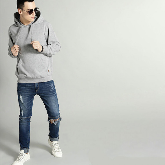 https://fabrora.in/products/the-lifestyle-co-men-grey-melange-solid-hooded-sweatshirt