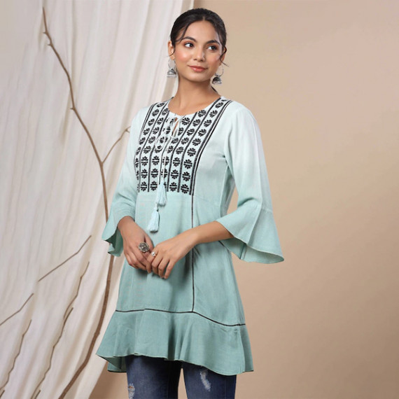 https://fabrora.in/products/women-green-tunics