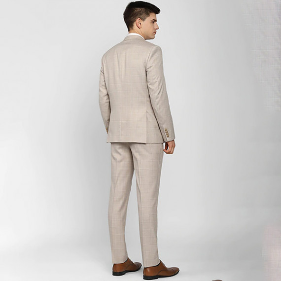 https://fabrora.in/products/mens-suit-set
