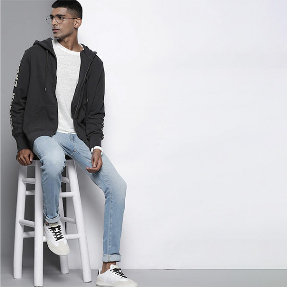 https://fabrora.in/products/men-blue-skinny-fit-heavy-fade-stretchable-jeans