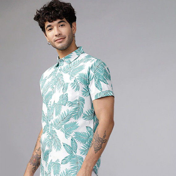 https://fabrora.in/products/men-green-white-slim-fit-printed-casual-shirt