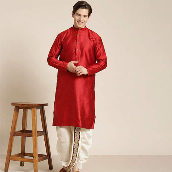 https://fabrora.in/products/mens-cream-coloured-pure-cotton-double-layer-dhoti-gold-zari-border