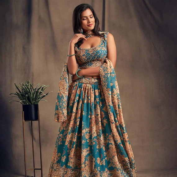 https://fabrora.in/products/blue-beige-printed-semi-stitched-lehenga-unstitched-blouse-with-dupatta
