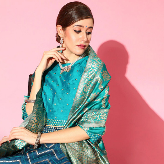 https://fabrora.in/products/women-navy-blue-embellished-ready-to-wear-lehenga-blouse-with-dupatta